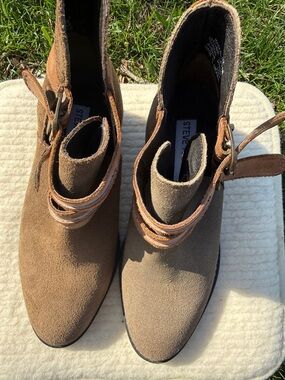 Steve Madden Brown Suede Wrap-Strap Ankle Booties
